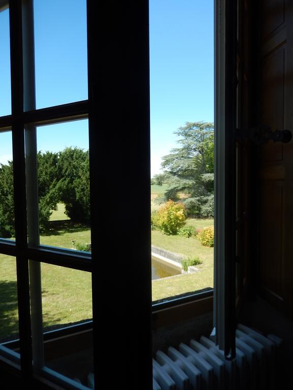 Chateau De La Noblaye Bed & Breakfast Lemere Oda fotoğraf